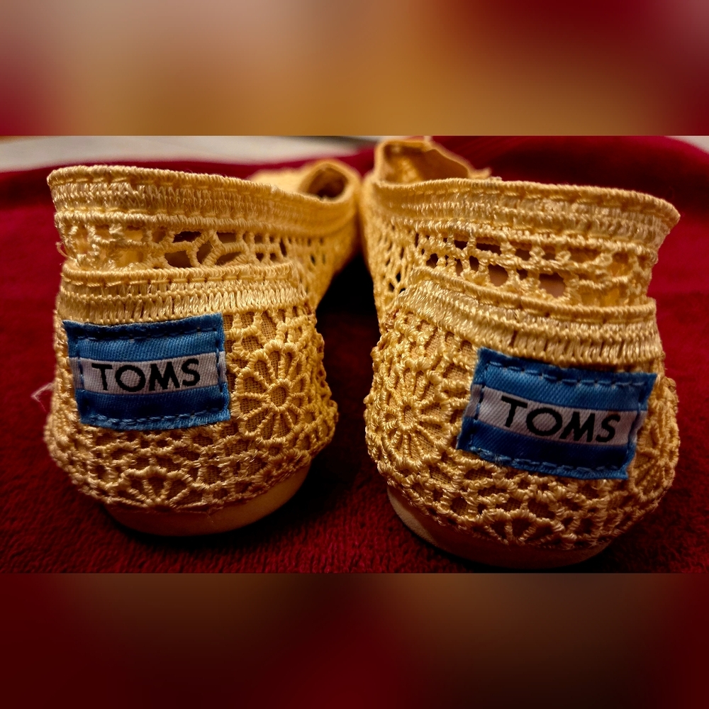 Toms Women's Lace Crochet Slip-On Flats in Cream - Picture 6 of 6